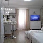 Private Apartments In Diocletians Palace