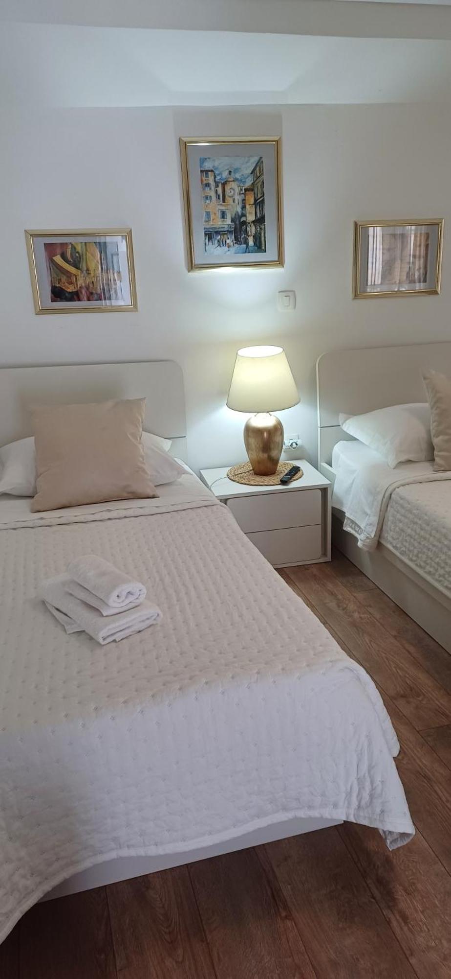 Apartament Private In Diocletians Palace Split