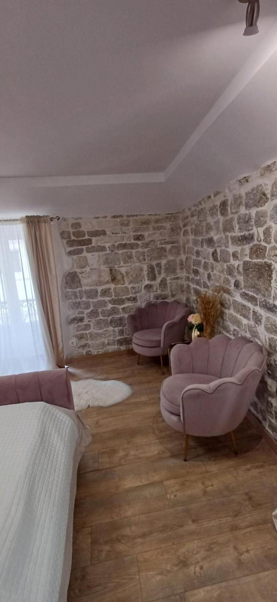 Private In Diocletians Palace Apartament