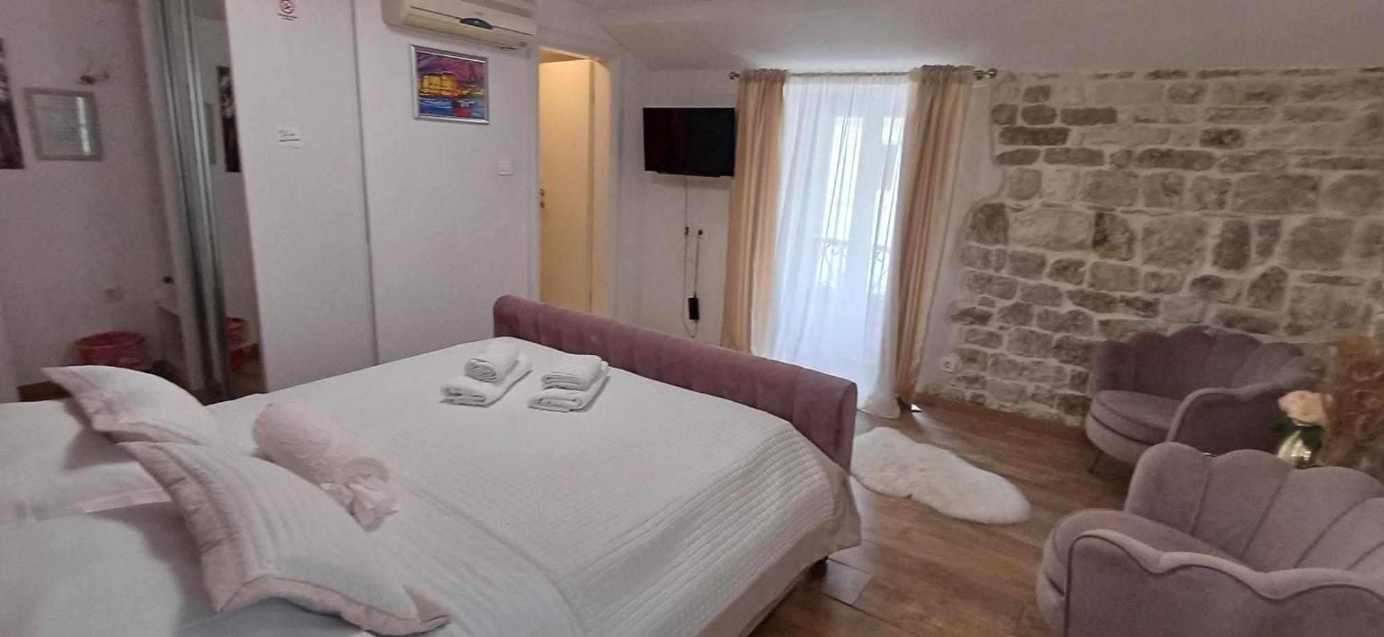 Apartament Private In Diocletians Palace Split
