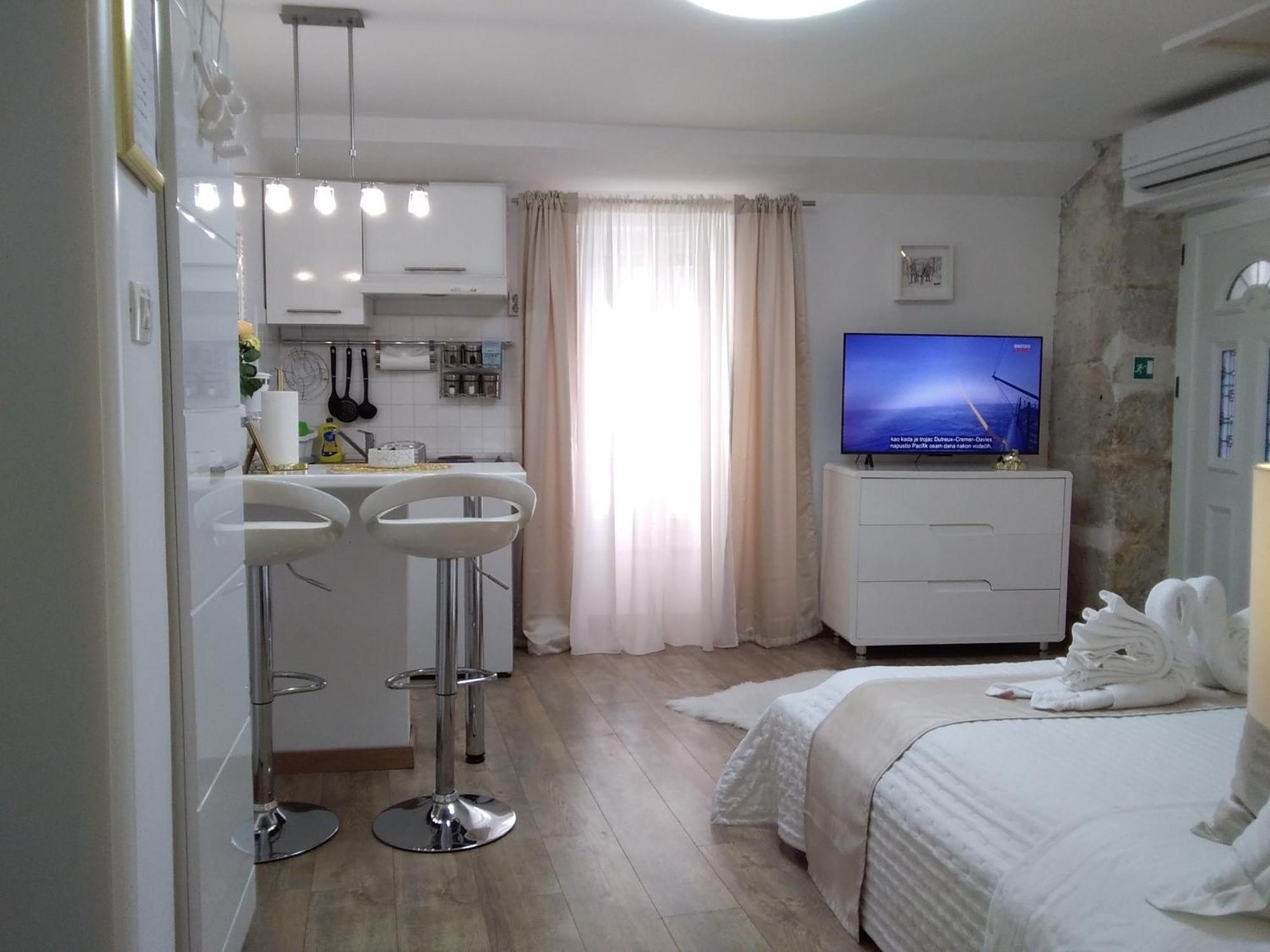Private In Diocletians Palace