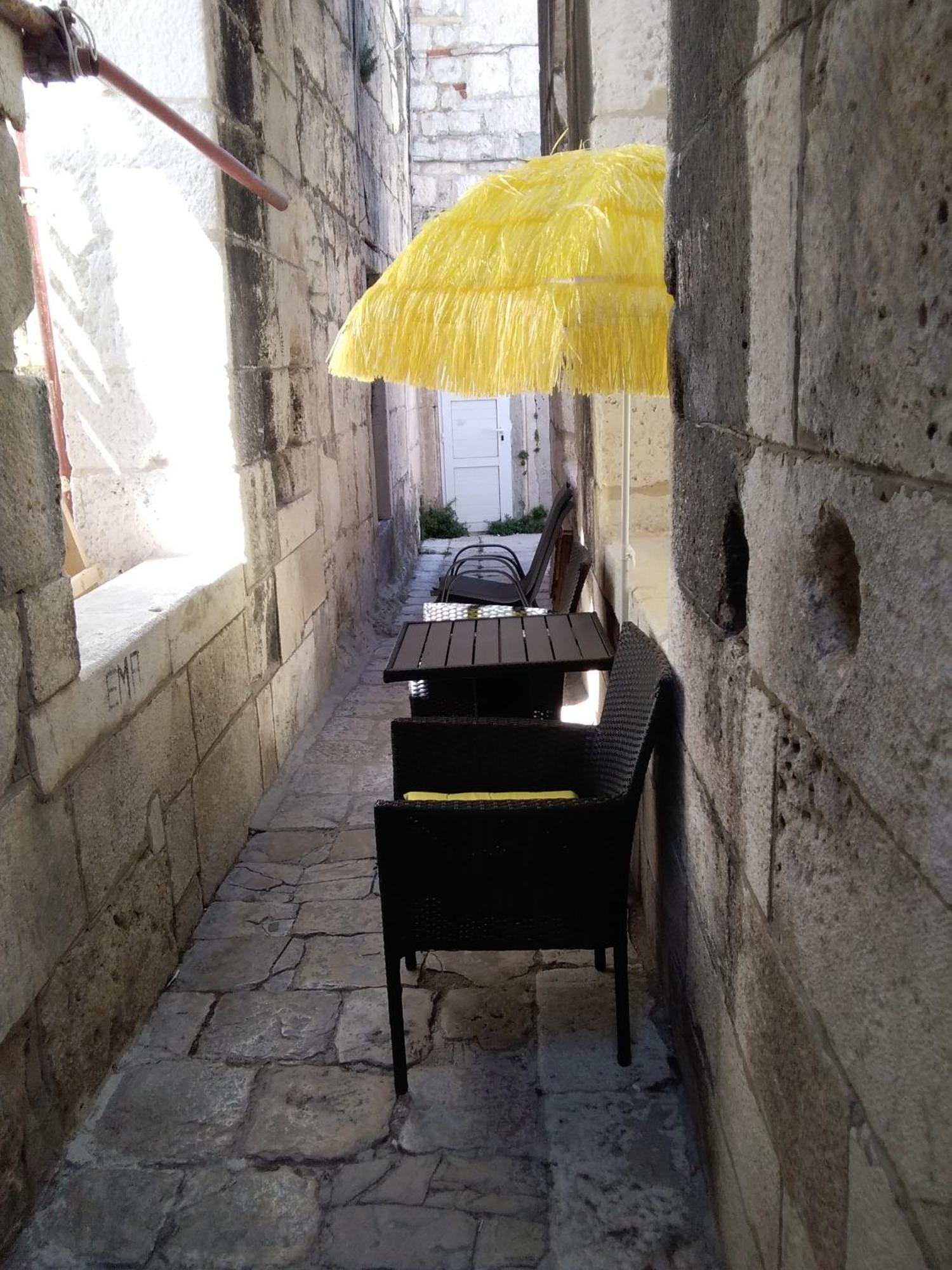 Private In Diocletians Palace Apartmán