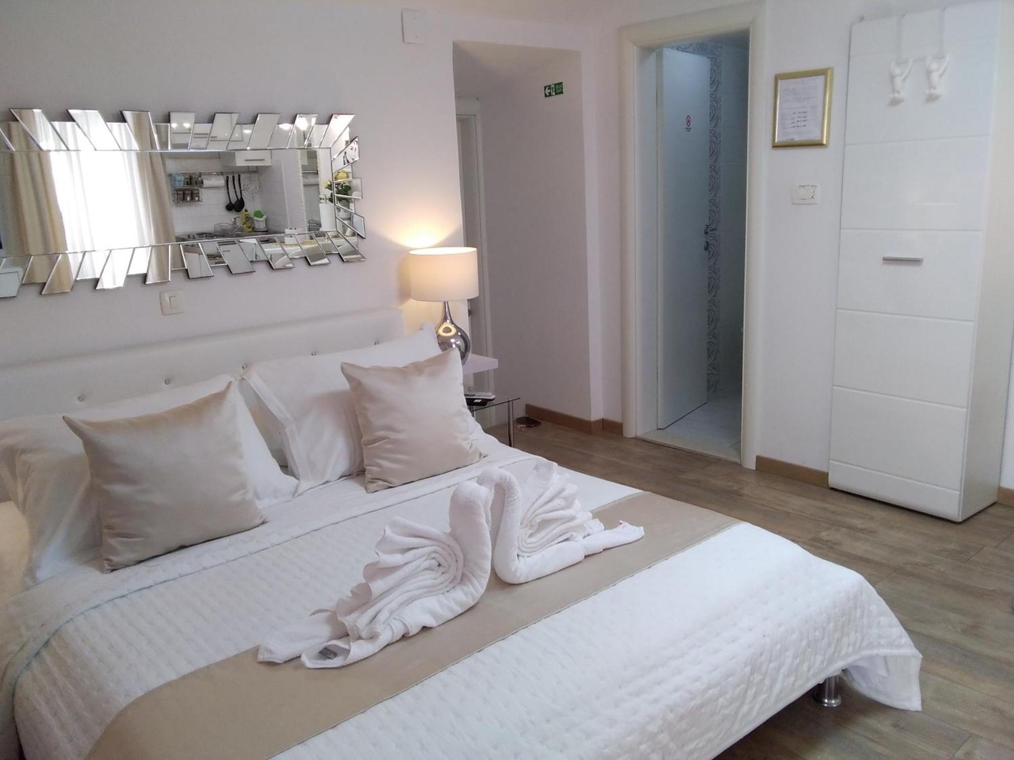 Private In Diocletians Palace *